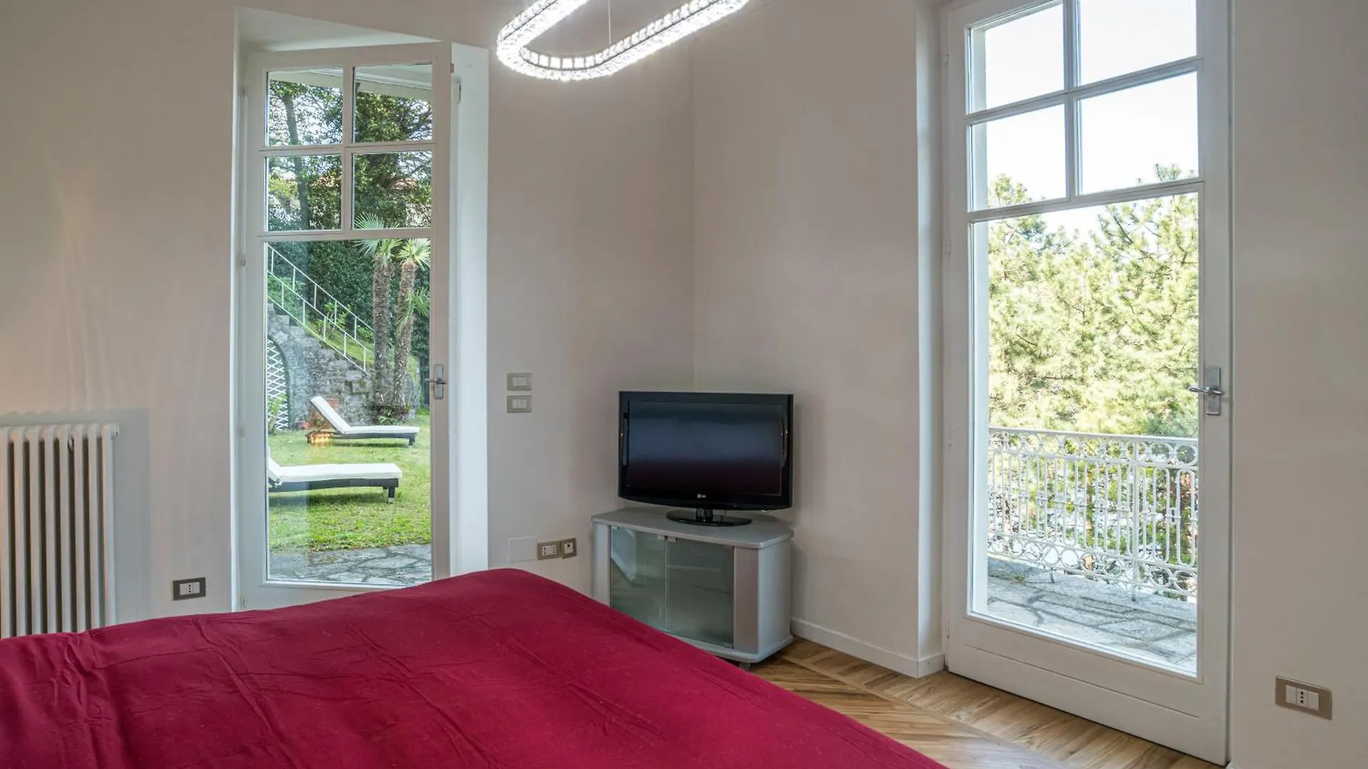 Guest Host - Stylish And Bright Apartment With Private Garden Côme 0*,