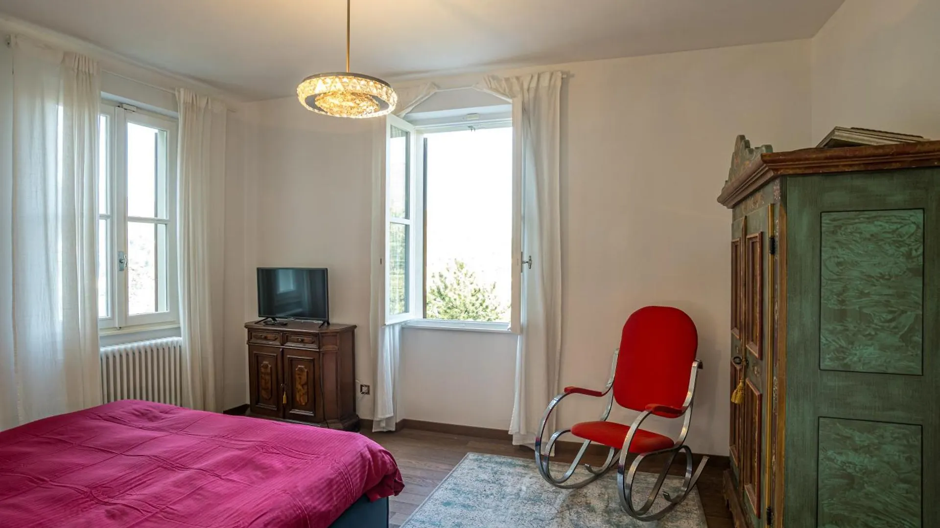 Guest Host - Stylish And Bright Apartment With Private Garden Côme